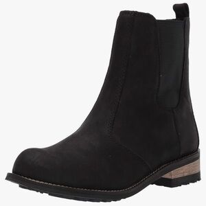 Kodiak Alma style Chelsea boots
Size 8.5